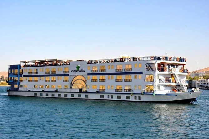 From Cairo: 3-Day Nile Cruise With Hot Air Balloon & Flights - Dining and Entertainment