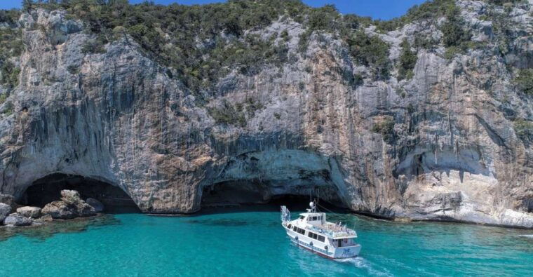 From Cala Gonone: Orosei Gulf Cruise With Stops - Modern Boat Facilities