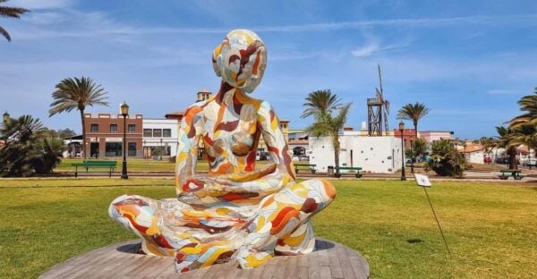 From Caleta De Fuste : Corralejo Shopping Tour - Exploring Corralejo