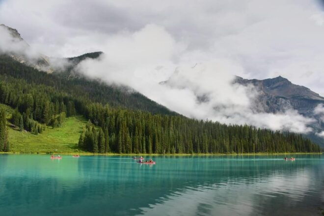 From Calgary: Banff, Moraine Lake and Lake Louise Tour - Inclusions and Amenities
