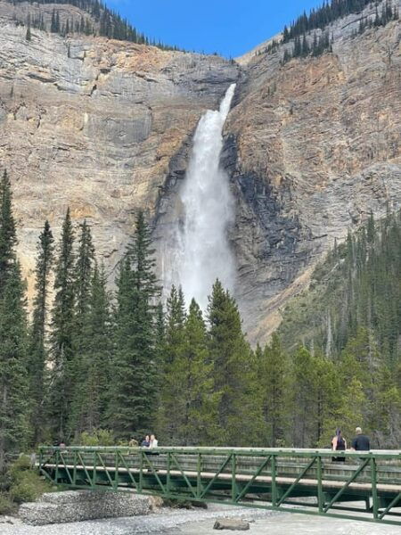 From Calgary: Banff, Moraine Lake and Lake Louise Tour - Return Drop-off Locations