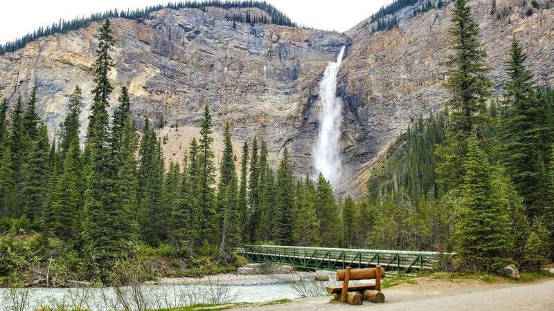 From Calgary: Moraine & Louise Lake, Banff & Falls Day Trip - Good To Know