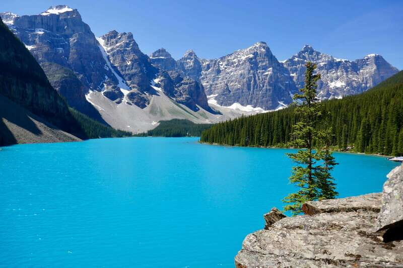 From Calgary: Moraine & Louise Lake, Banff & Falls Day Trip - Exploring the Canadian Rockies in One Day
