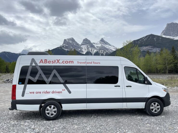 From Calgary: Private Transfer to Lake Louise - Booking Details