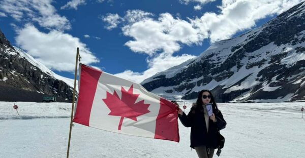 From CalgaryCanmore Columbia Icefield, Peyto Lake, Bow Lake - Scenic Viewpoints and Attractions