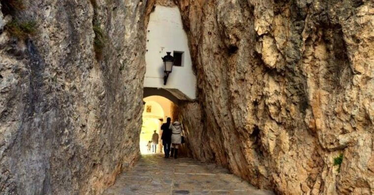 From Calpe to Guadalest & Algar Waterfalls - Transportation and Logistics