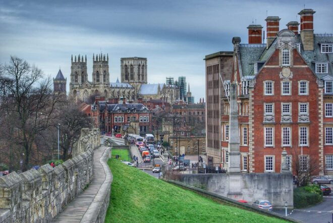 From Cambridge: Guided Day Tour to York - Important Meeting Details