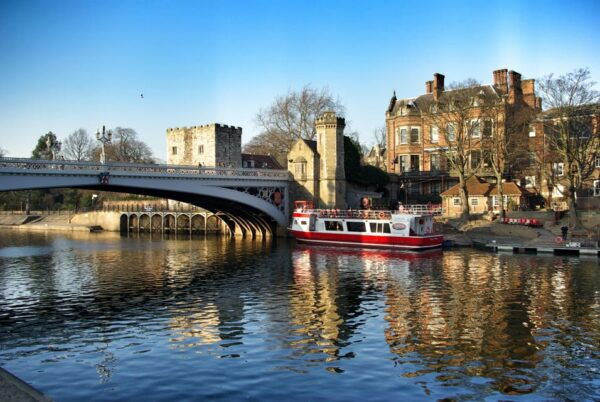 From Cambridge: Guided Day Tour to York - Journey Through the Fens