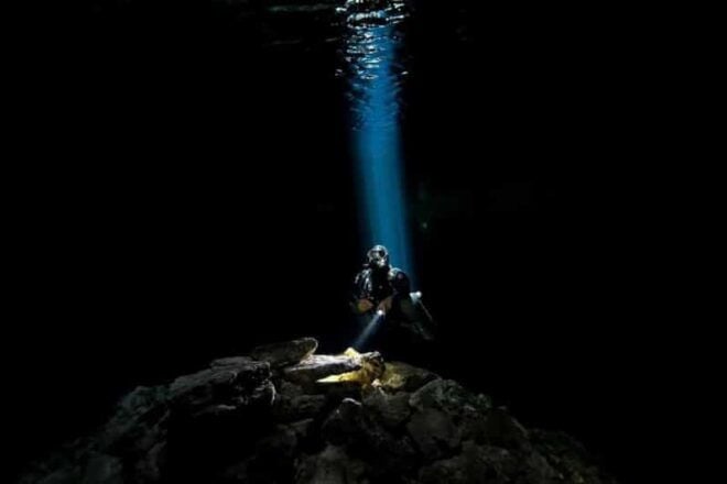 From Cancun: Angelita and Taj Ma Ha Cenote Diving Experience - Group and Instruction Details