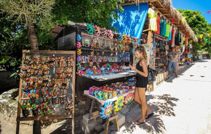 From Cancun: Catamaran Cruise to Isla Mujeres With Open Bar - Experience Highlights