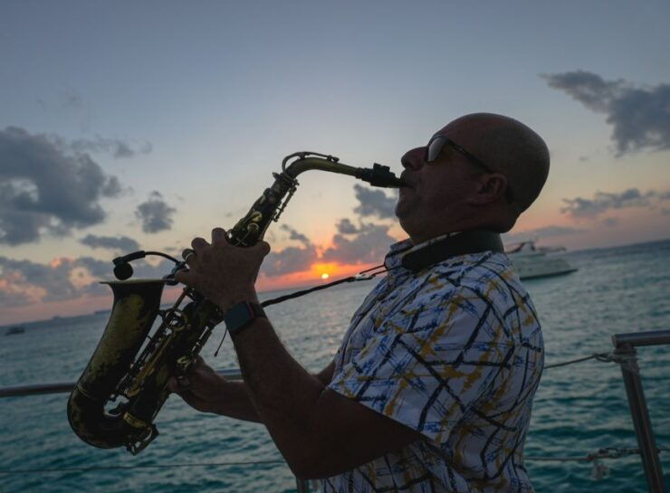 From Cancún: Isla Mujeres Sunset Catamaran Cruise - Activity Highlights