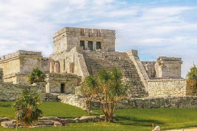 From Cancún/Playa Del Carmen: Tulum Ruins Guided Tour - Limestone Monument