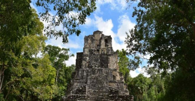 From Cancun: Tulum City - Tulum Archaeological Site