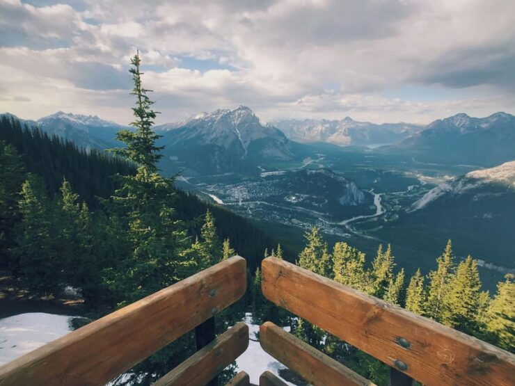 From Canmore 9:15am : Banff, Lake Louise, Moraine Lake Tour - Itinerary Highlights
