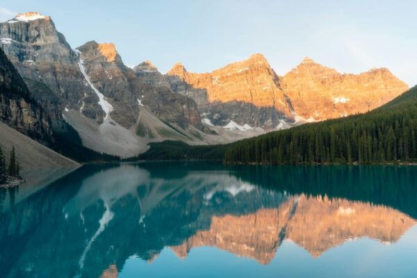 From Canmore: Sunrise Adventure Moraine Lake & Lake Louise - Pickup and Drop-off