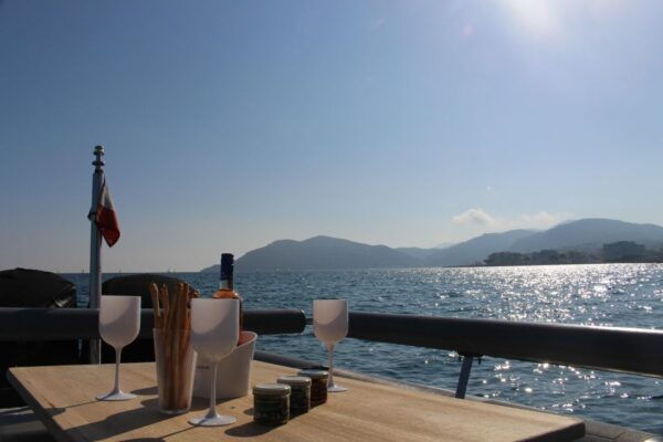 From Cannes: Discover the Calanques of the Esterel - Enjoy Striking Waterfront Panoramas