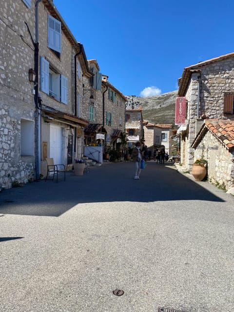 From Cannes to the Grand Canyon of Europe, the Verdon Gorges - Discovering Castellane
