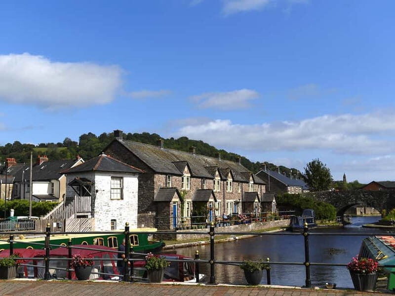 From Cardiff: Three Castles, Welsh Mountains & More Day Tour - Exploring the Itinerary: What to Expect