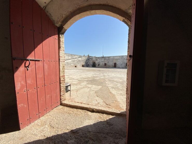 From Cartagena: Speedboat Tour to Tierra Bomba Island - Good To Know