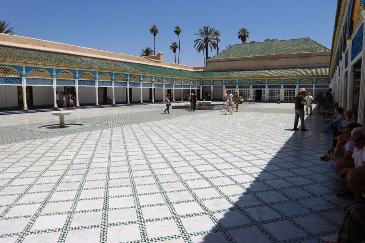 From Casablanca : 8-Day Private Tour to Marrakech and Desert - Tour Duration and Guide Availability