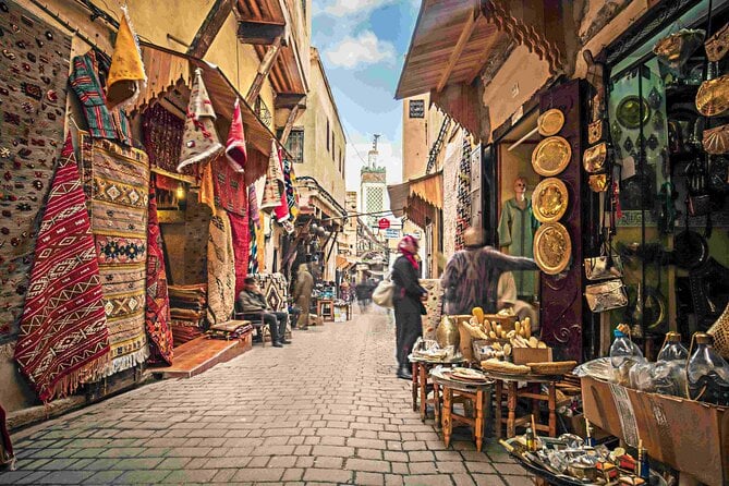 From Casablanca to Marrakech: A Day of History and Culture. - Engage in Traditional Activities