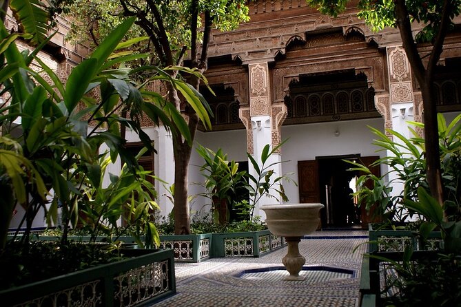 From Casablanca to Marrakech: A Day of History and Culture - Cultural Experiences Included