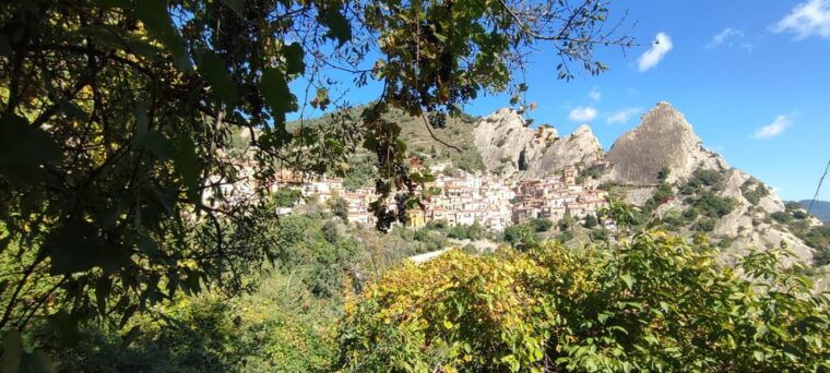 From Castelmezzano: Guided Hike to Pietrapertosa and Back - What to Expect on the Day