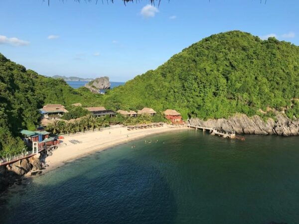 From Cat Ba: Explore Highlights In Cat Ba On A Luxury Cruise - Reservation and Languages