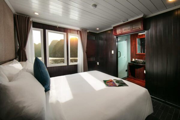 From Cat Ba Island: Bai Tu Long Bay Cruise 2d/1n Quiet Route - Booking Process