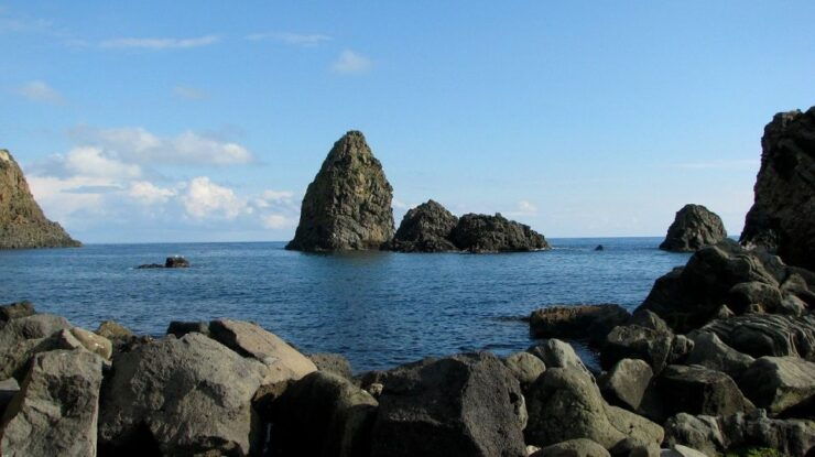 From Catania: Aci Castello Sailing Boat Trip With Aperitif - Trip Details
