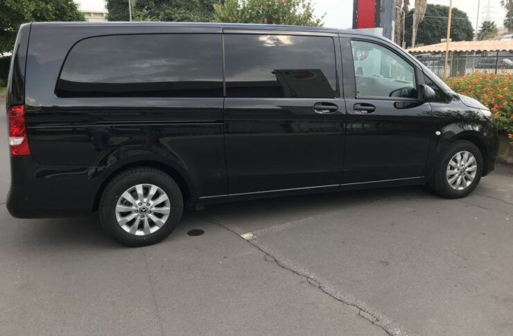 From Catania Airport: 1-Way Private Van Transfer to Taormina - Experience