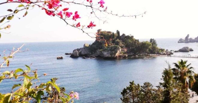 From Catania: Giardini Naxos, Taormina, and Castelmola Tour - Customer Reviews