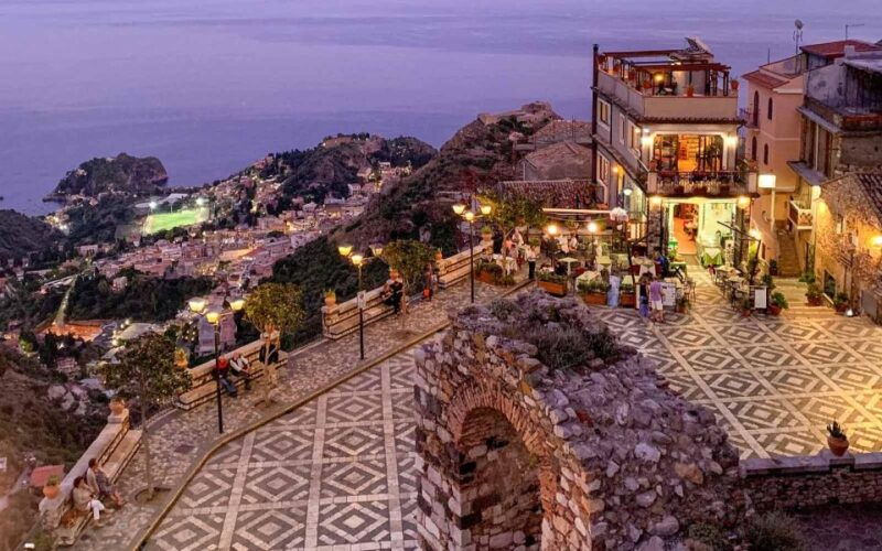 From Catania: Taormina, Isola Bella & Castelmola Tour - Good To Know