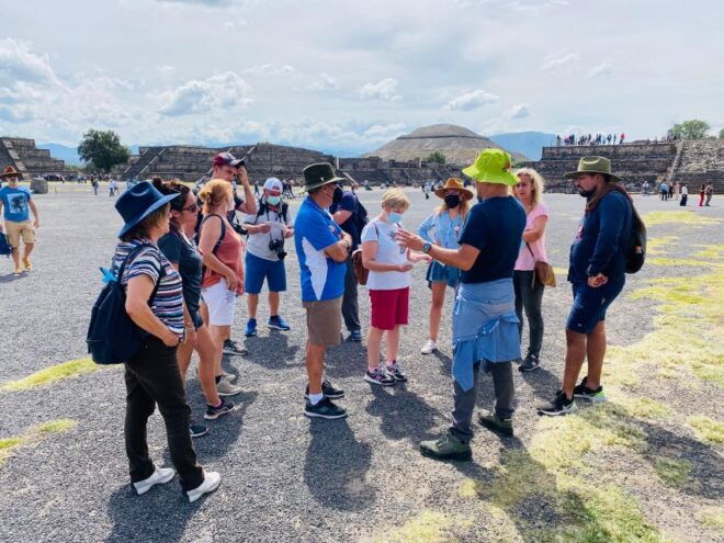 From CDMX: Teotihuacan, Guadalupe Basilica Day Trip - Hotel Pickup and Drop-off