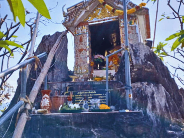 From Chang Mai: Tham Muang On Cave Day Trip - Health and Safety Considerations