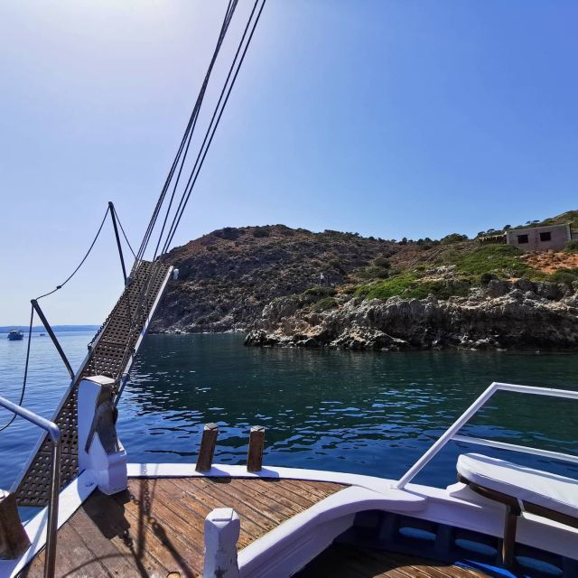 From Chania: Private Cruise to Agioi Theodoroi & Lazaretta - Full Description of the Trip