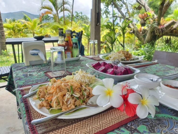 From Chiang Mai: 2 Days Cycling & Kayaking Tour in Mae Taeng - Key Points