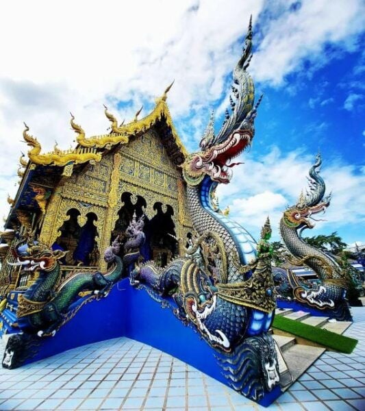 From Chiang Mai: Chiang Rai Temples and Golden Triangle Tour - Scenic Boat Trip at Golden Triangle