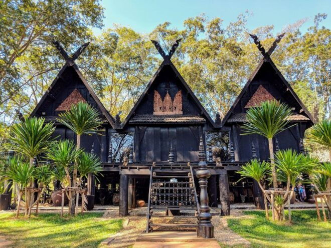 From Chiang Mai: Chiang Rai Temples Small Group/Private Tour - Upgrade Transportation Option