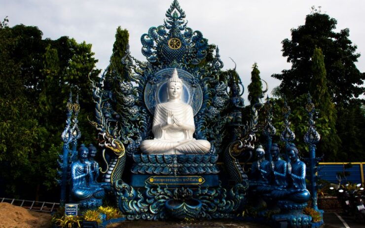 From Chiang Mai: Chiang Rai Temples Tour - Temple Exploration