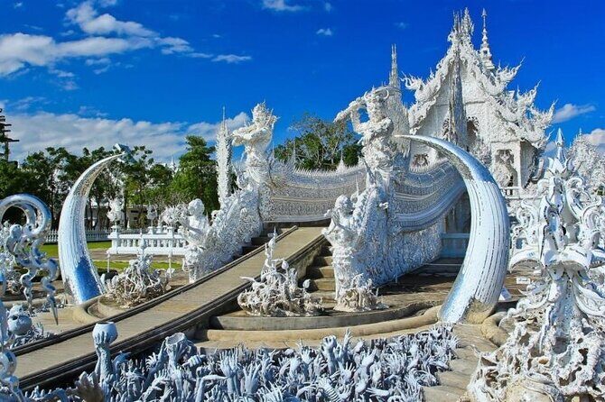 From Chiang Mai: Chiang Rai White Blue Red Temples Day Tour - A Detailed Look at the Itinerary