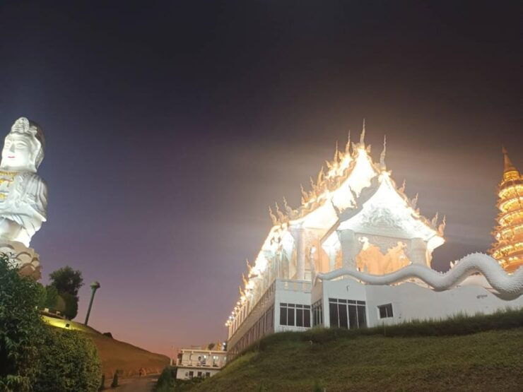 From Chiang Mai: Day Trip Chiang Rai White, Blue, Red Temple - Itinerary Highlights