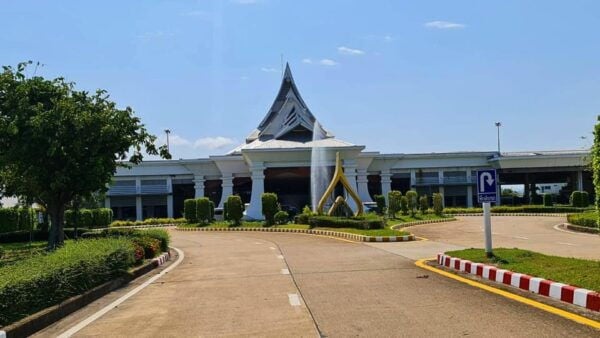 From Chiang Rai:Transfer to Laos Immigration - Break Down