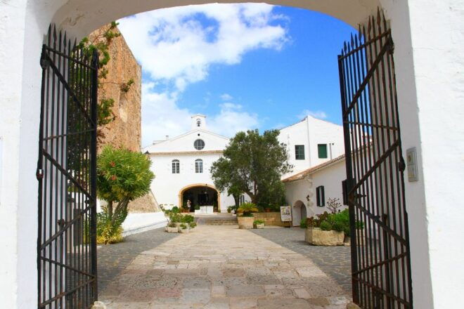 From Ciutadella: Menorca Full-Day Guided Tour - Customer Review