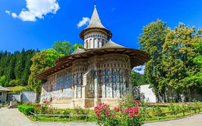 From Cluj-Napoca: 4-Day Tour Maramures, Bucovina, Transylva - Day 3 Adventures