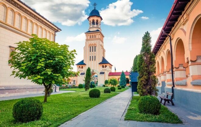From Cluj Napoca: Alba Iulia and Sighisoara Day Trip - Booking Information