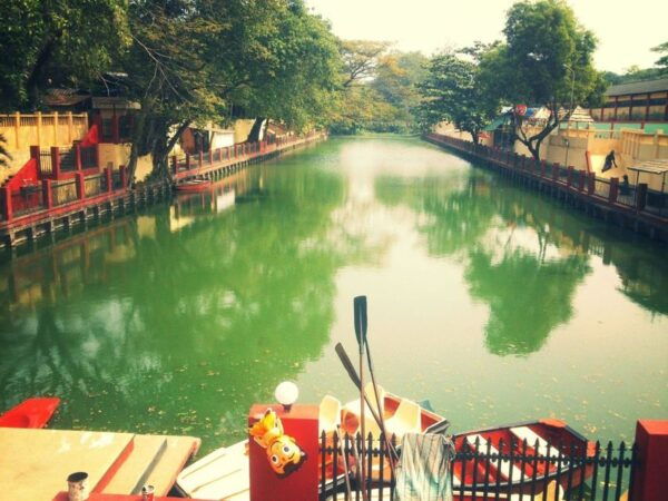 From Cochin: 8 Day Kerala Tour Package With Houseboat Stay - Booking Information and Contact