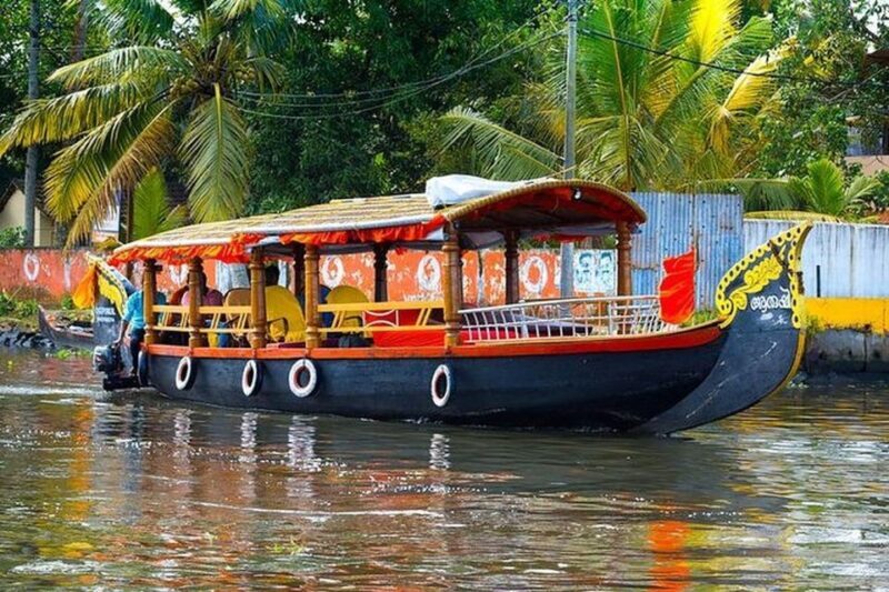 From Cochin Port: Backwater Cruise and Chinese Nets - What to Expect from the Tour