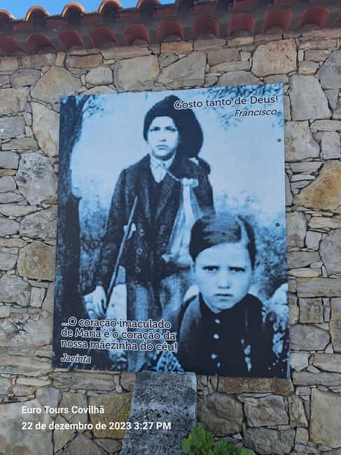 From Coimbra: Sanctuary of Fátima and village of the Little Shepherds - An In-Depth Look at the Fátima Tour from Coimbra