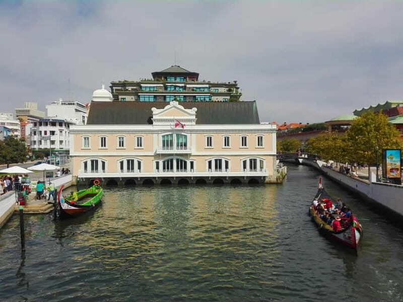 From Coimbra: Tour to Aveiro, Costa Nova beach and Moliceiro boat - Good To Know
